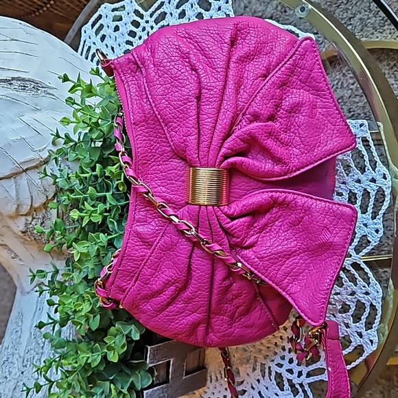 Deux Lux Bow Crossbody Purse - Picture 5 of 7